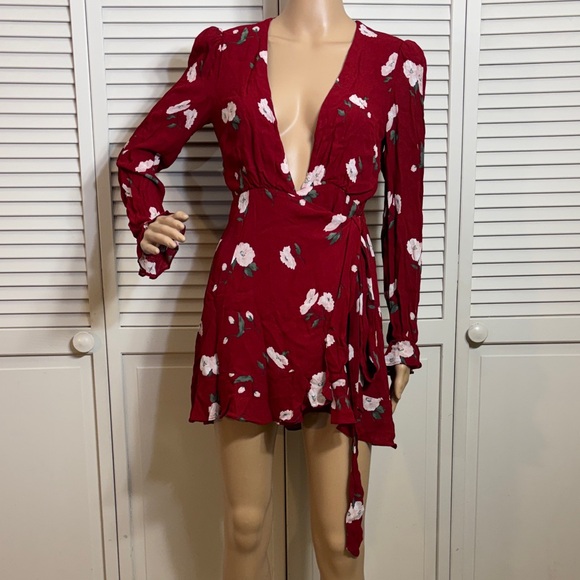 Reformation Whitby Floral Mini Wrap Dress in Opal Print Medium - Picture 5 of 14